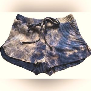 Ribbed tie die shorts